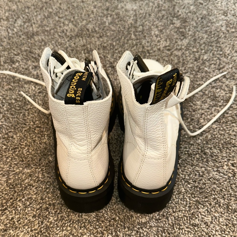 Dr. Marten Sinclair milled nappa leather platform boots - Picture 8 of 8